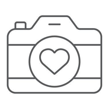 Aşk kamera ince çizgi simgesi, fotoğraf ve Sevgililer, fotoğraf makinesi ile kalp işareti, vektör grafikleri, Doğrusal model beyaz bir arka plan üzerinde.