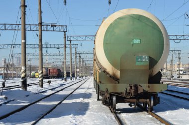 satır demiryolu tank arabalar