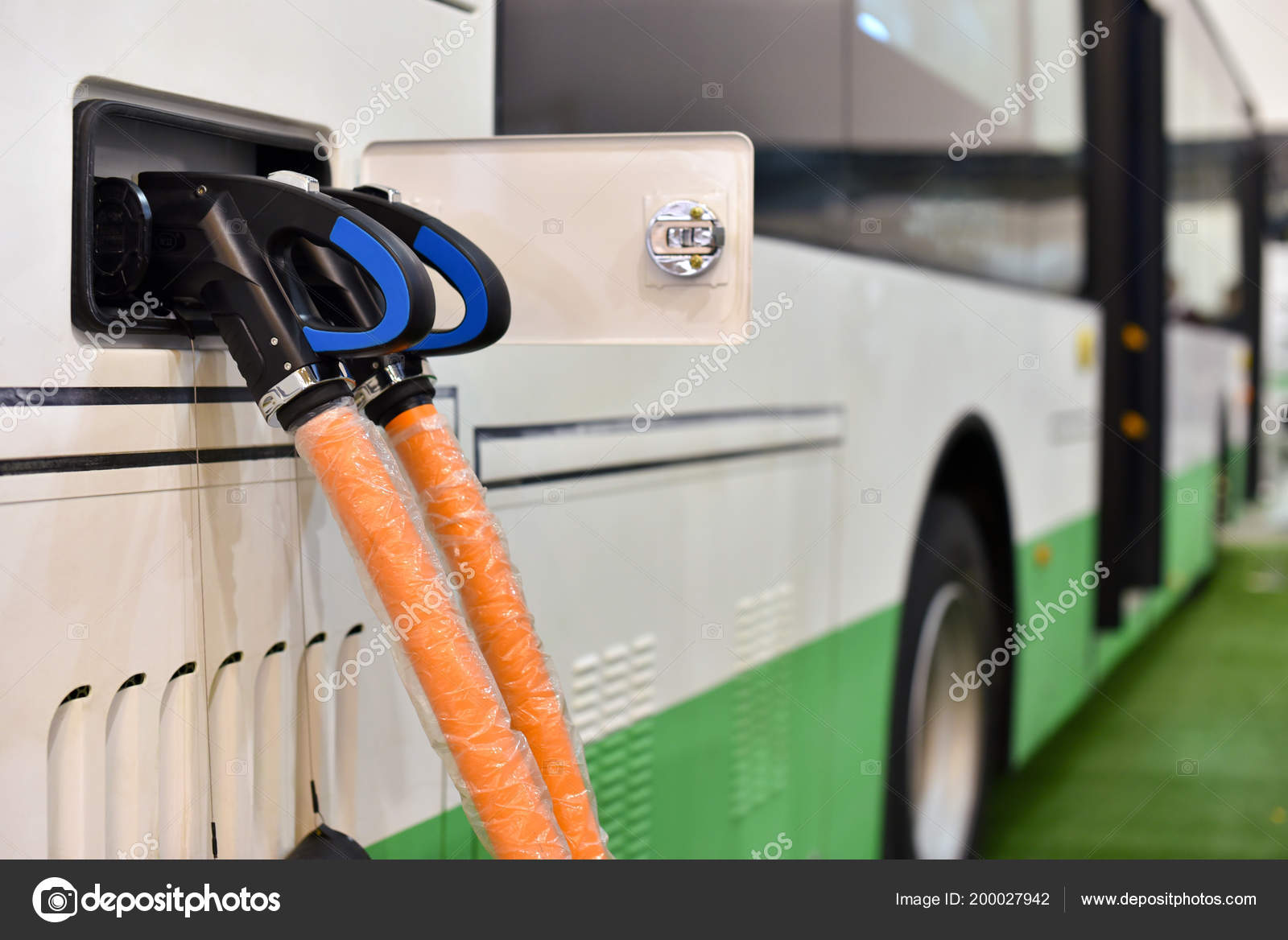 Electric bus charging deals