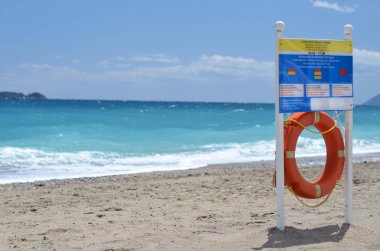 Sahilde güvenli lifebuoy