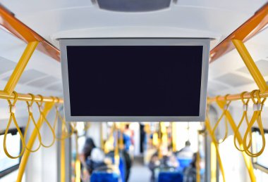 TV'yi, şehir toplu taşıma reklam içinde