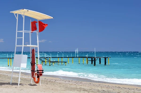 Sahilde güvenli Kulesi