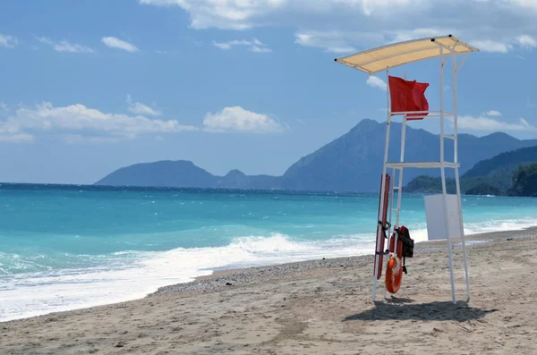 Gözetleme Kulesi sahilde kurtarmak