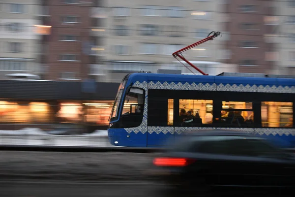 Kiev Oekraïne Maart 2018 Tram Pesa Verplaatsen Door Winter Stadsverkeer — Stockfoto