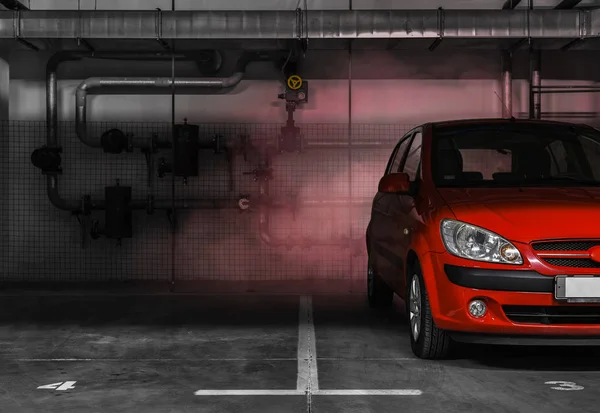 yer altı otoparkı küçük araba park