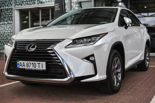 Kyjev Ukrajina Lexus Rx300 Zaparkované Centrem Prodejce Toyota — Stock fotografie