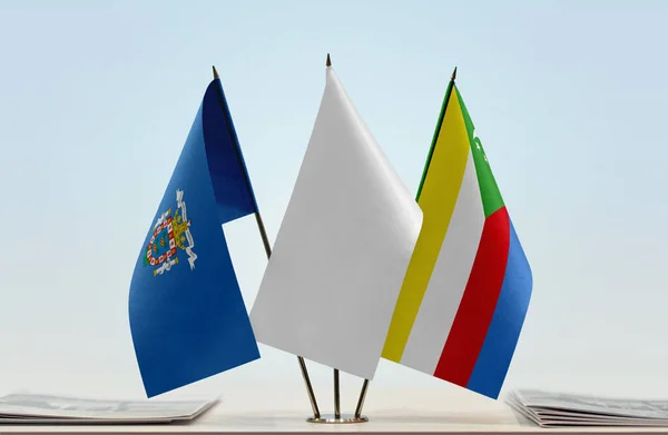 Melilla Comoras Banderas Blancas Stand Con Papeles —  Fotos de Stock