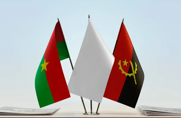 Burkina Faso Angola Och Vita Flaggor Monter Med Papper — Stockfoto