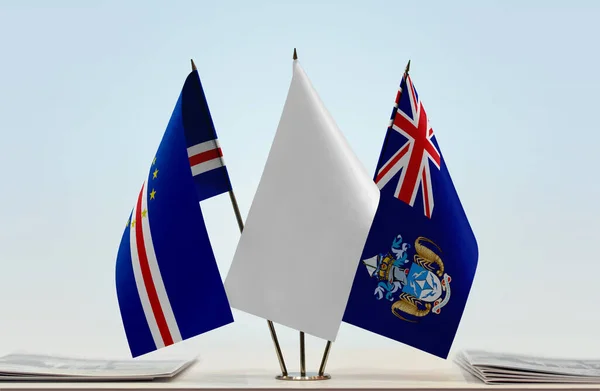 Cabo Verde Tristán Cunha Banderas Blancas Stand Con Papeles — Foto de Stock