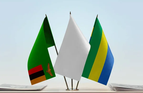 Zambia Gabon Och Vit Flagga Monter Med Papper — Stockfoto