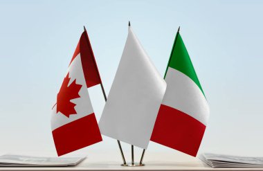 Kanada İtalya belgelerle bayrak salladı