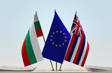 Bulgaristan Hawaii belgelerle bayrak salladı  