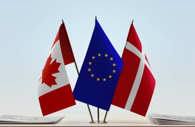Kanada Danimarka 'nın bayrakları tezgahta