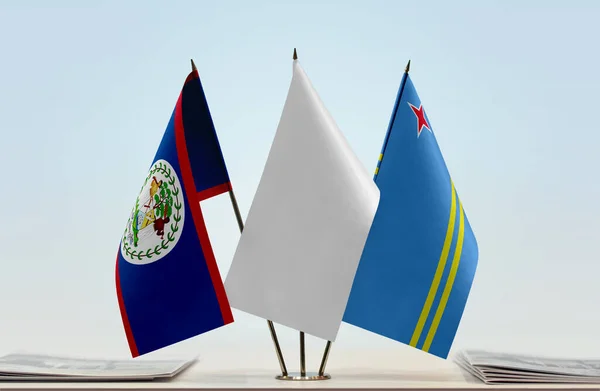Belice Aruba Banderas Blancas Soporte Con Papeles — Foto de Stock