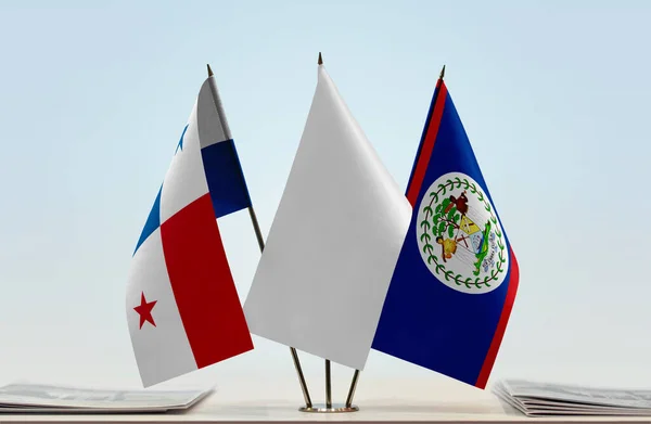 Panamá Belice Banderas Blancas Stand Con Papeles — Foto de Stock