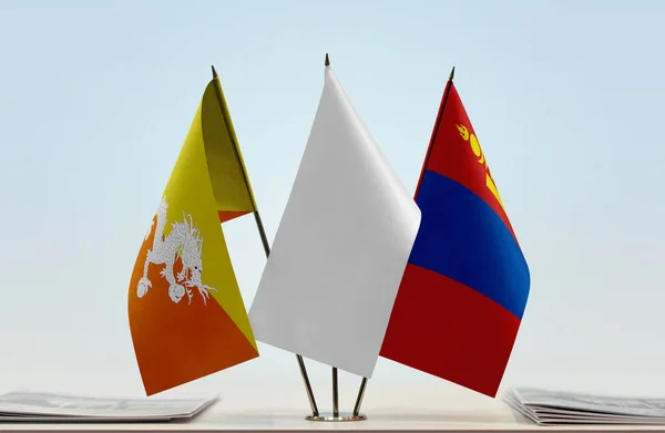 Бутан Монголія Білі Прапори Стоять Паперами — стокове фото