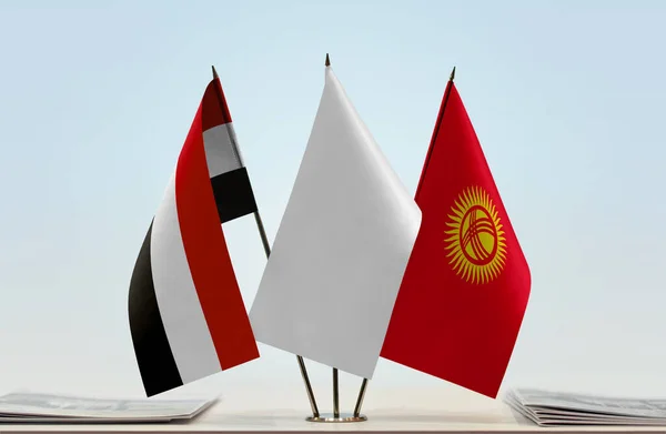 Kyrgyzstan Yemen Flags Stand Papers — Stock Photo, Image