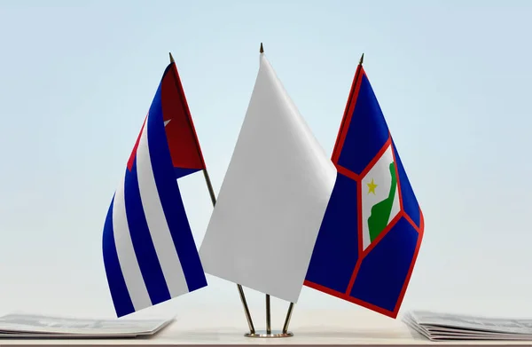 Saint Eustache Cuba Drapeaux Sur Pied Avec Des Papiers — Photo