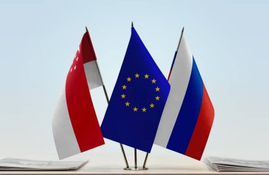 Rusya ve Singapur belgelerle ayakta duruyor  