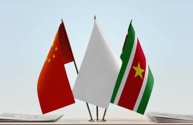 Surinam ve China kağıtları hazırladı  