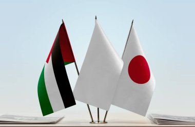 Filistin ve Japonya belgelerle ayakta duruyor   