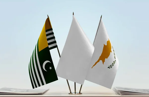 Kashmir Cyprus White Flags Stand Papers — Stock Photo, Image