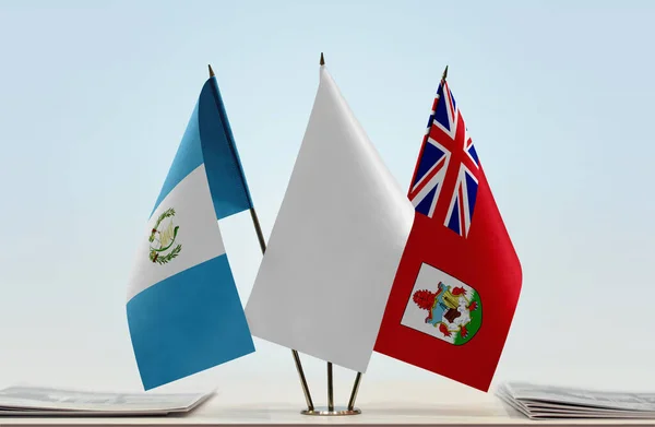 Bermudas Guatemala Banderas Stand Con Papeles — Foto de Stock