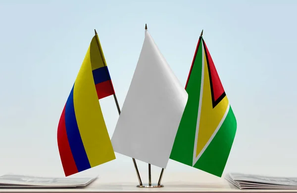 Colombia Antigua Bandiere Bianche Stand Con Carte — Foto Stock