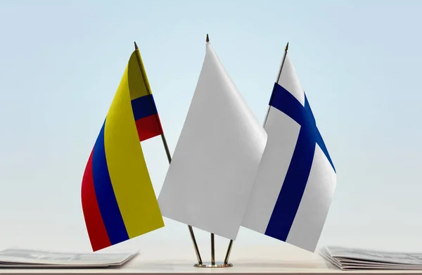 Colombie Finlande Drapeaux Barre Avec Papiers — Photo