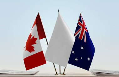 Kanada Avustralya gazetelerle bayrak salladı