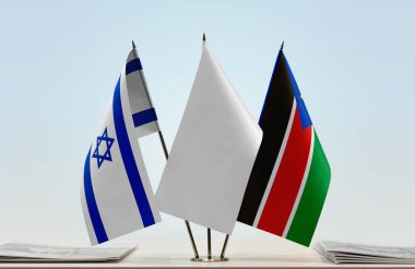 İsrail, Güney Sudan ve beyaz bayraklar kağıtlarla ayakta