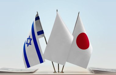 İsrail, Japonya ve beyaz bayraklar masada gazeteler