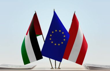 Filistin Avusturya ve eu bayrağı kağıtları hazırladı