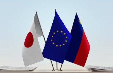 Lihtenştayn ve Japonya belgelerle ayakta duruyor   