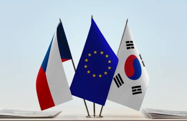 CR Güney Kore ve eu bayrağı hazır bekliyor.