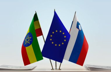 Etiyopya eu bayrakları kağıtlarla beklemede