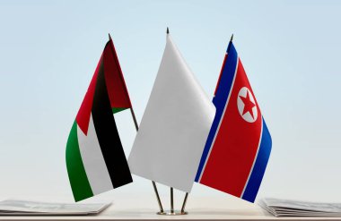 Ürdün, Kuzey Kore ve beyaz bayraklar masada gazetelerle
