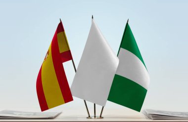 İspanya Nijerya belgelerle bayrak salladı