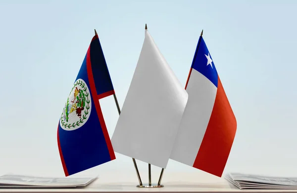 Belice Chile Banderas Blancas Stand Con Papeles — Foto de Stock