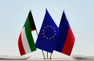 Kuveyt Lihtenştayn ve eu bayrağı evraklarla beklemede