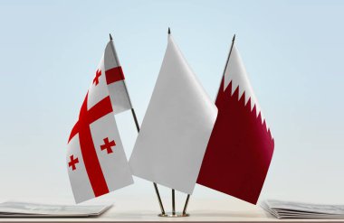 Gürcistan, Katar ve beyaz bayraklar masada gazeteler