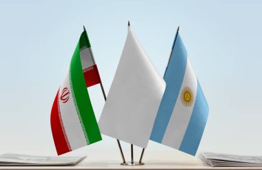 İran Arjantin belgelerle bayrak salladı