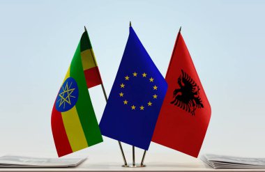 Etiyopya eu bayrakları kağıtlarla beklemede
