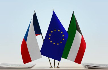 CR Kuveyt ve eu bayrağı evraklarla birlikte beklemede