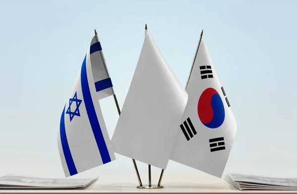 Srail Güney Kore Beyaz Bayraklar Masada Gazeteler — Stok fotoğraf