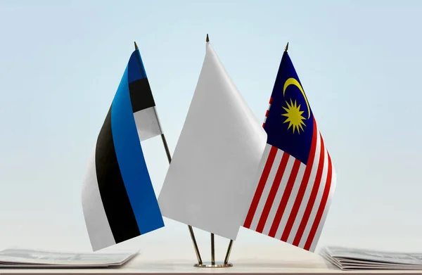 Estland Malaysia Flaggor Monter Med Papper — Stockfoto