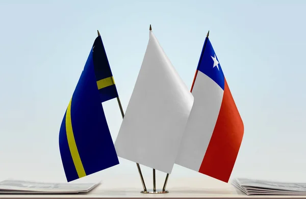 Curacao Białe Flagi Stoisku Papierami — Zdjęcie stockowe