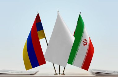  İran ve Ermenistan belgelerle ayakta