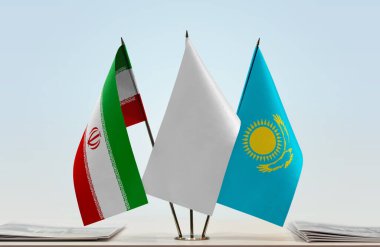 İran, Kazakistan ve beyaz bayraklar masada gazeteler