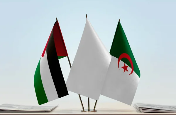 Alžírsko Palestina Bílé Vlajky Stojanu Papíry — Stock fotografie